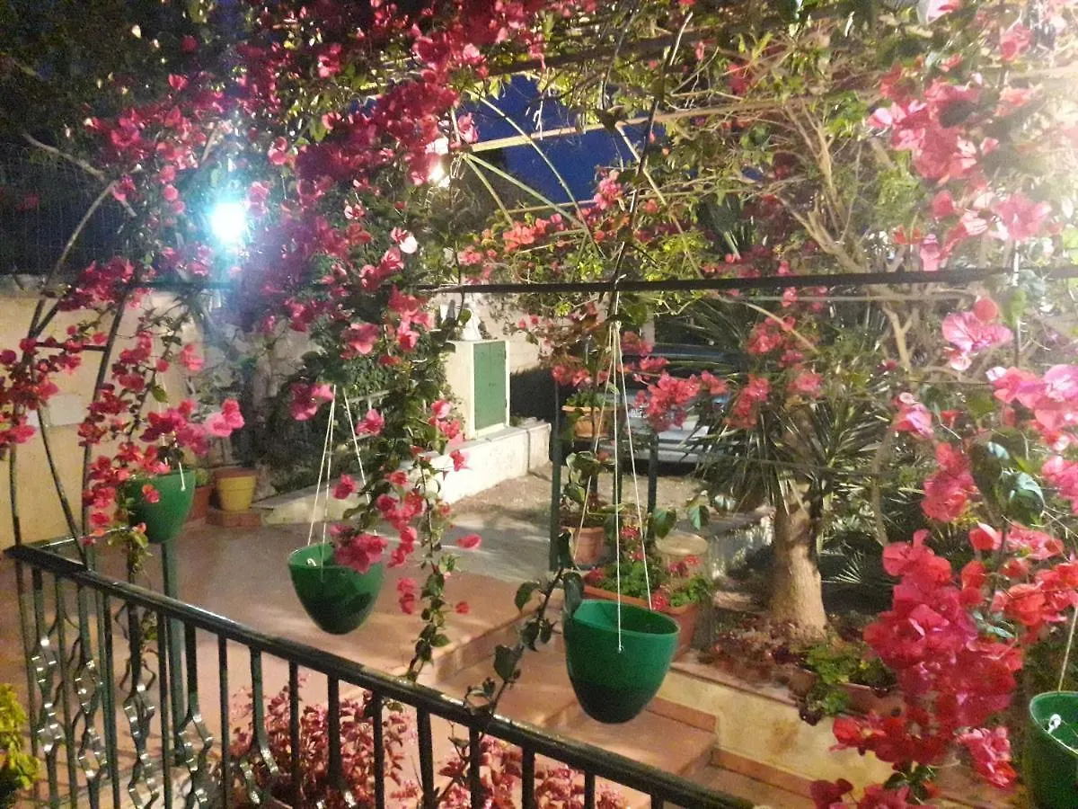 Alla Romana Villa Caltagirone