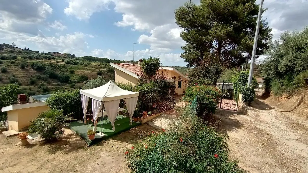 Alla Romana Villa Caltagirone Tatil Evi